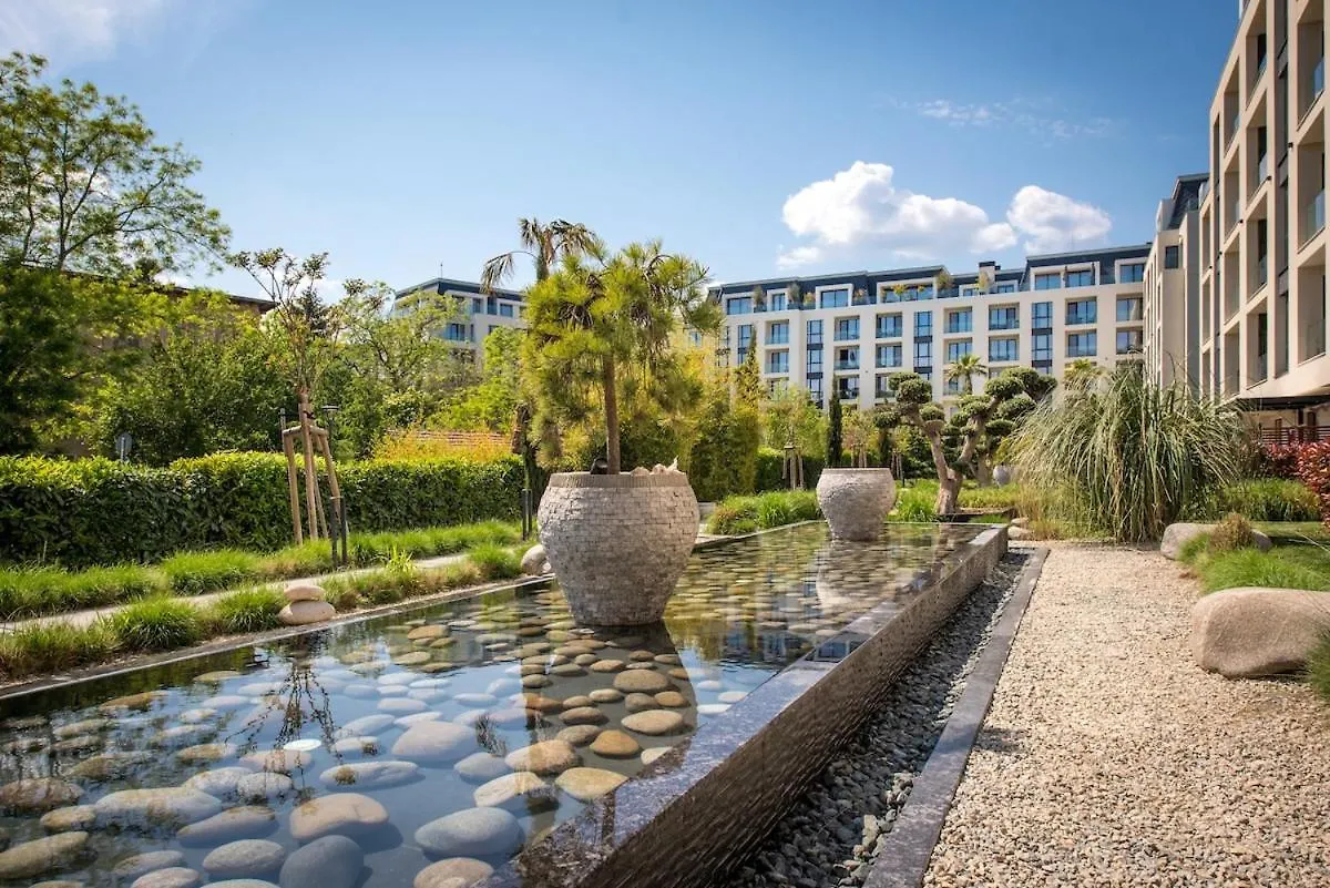 1-Bedroom Flat In Azur Premium Varna Apartment