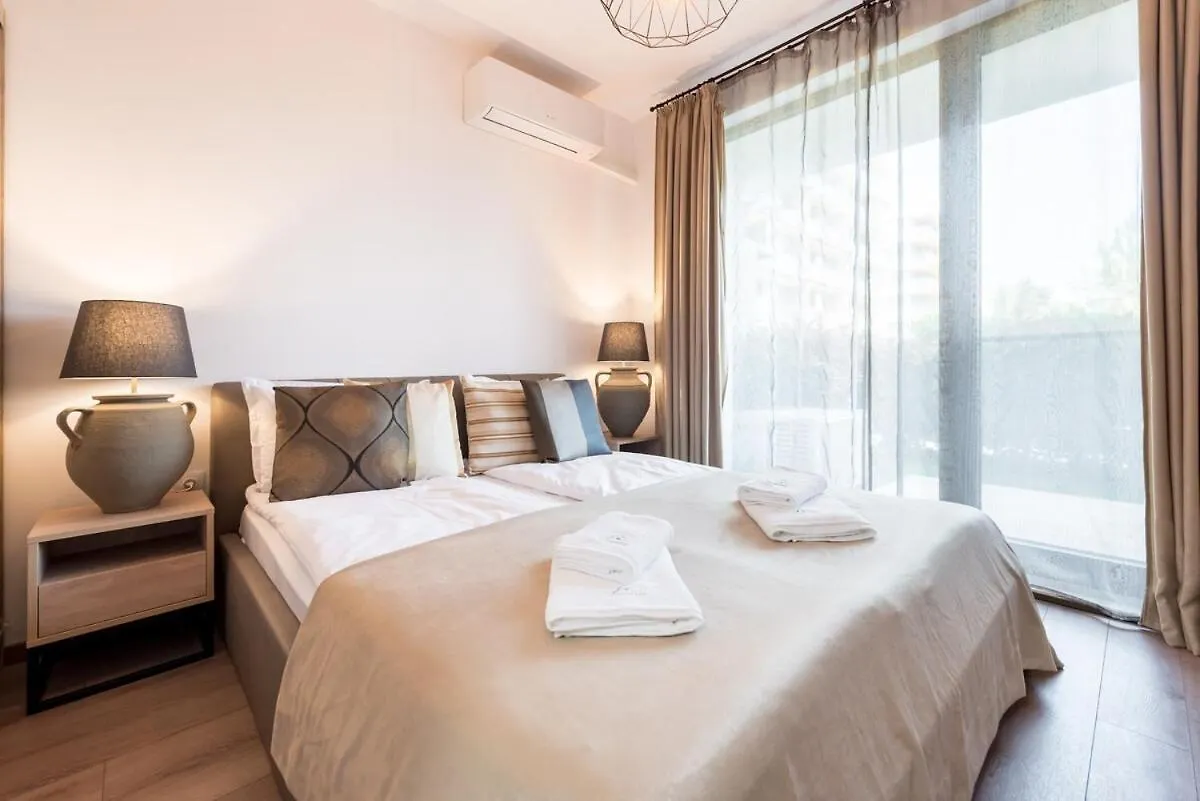 Apartment 1-Bedroom Flat In Azur Premium Varna